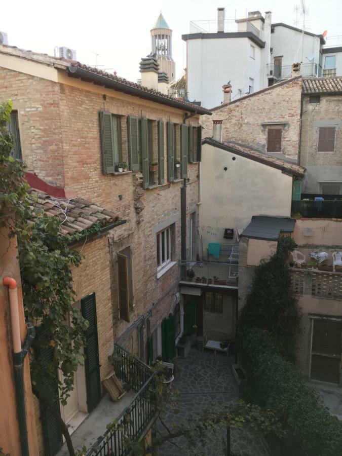 Res. Centro Storico Apartment Fano Exterior foto
